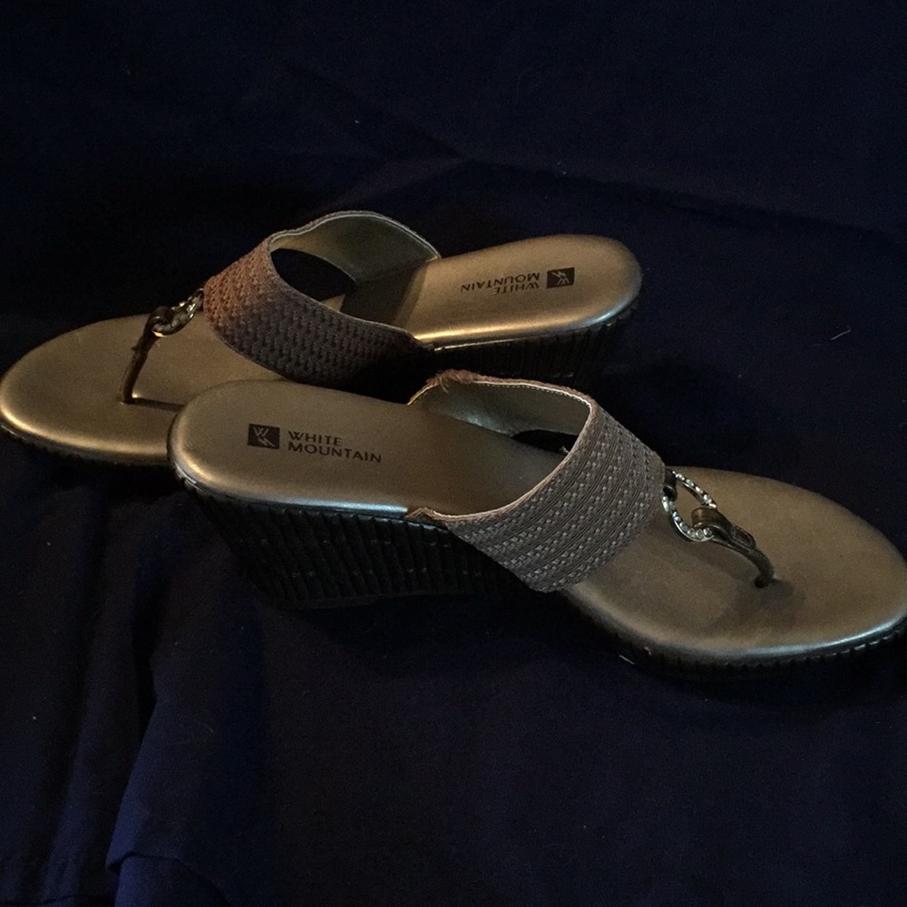 White mountain shoes